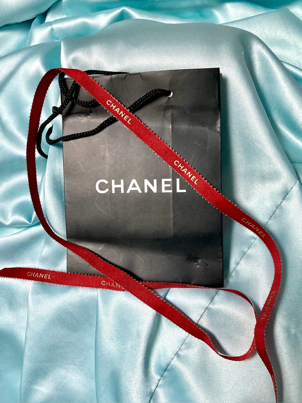 Luxury Red Ribbon  Gift Bag Adorable